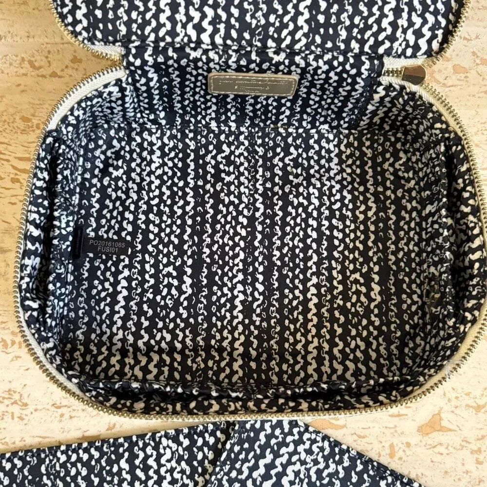 Stella & Dot snake print travel jewelry box. Travel organization